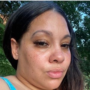 Meet your Posher, Madeline